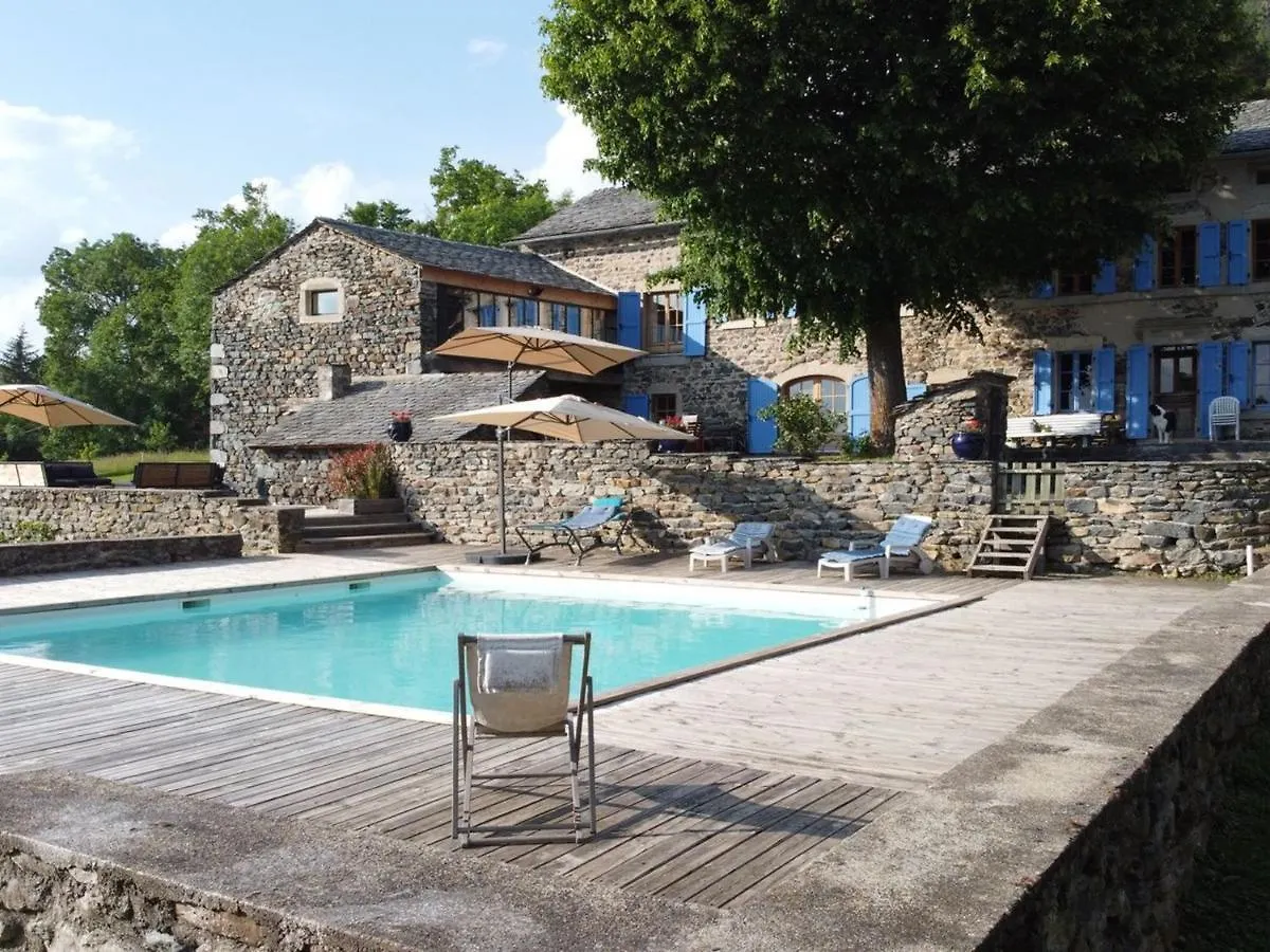 Corps De Ferme Renove Avec Piscine Et Terrasses Paisibles, A 1H30 De Lyon - Fr-1-582-396 Bed & Breakfast Saint-Etienne-Lardeyrol 0*,